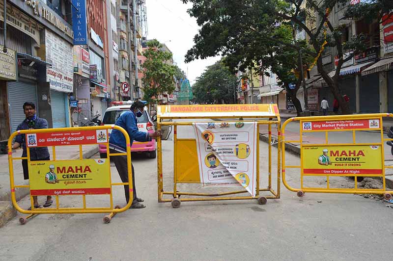 Bengaluru: Three BBMP Marshals suspended for assaulting lockdown violators with lathi